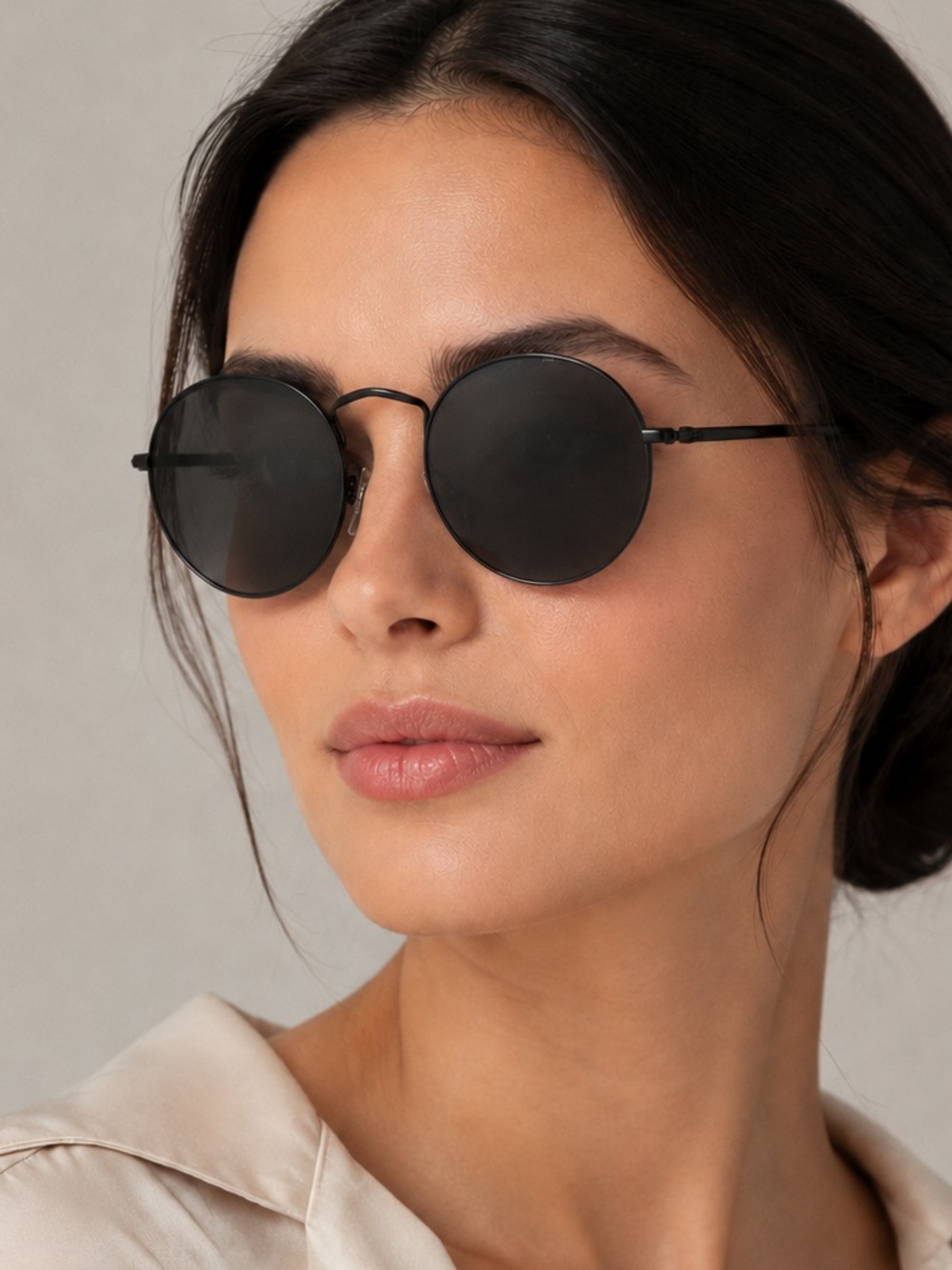 Round Black Metal Frame Sunglasses for Women with Premium Case 6402-8